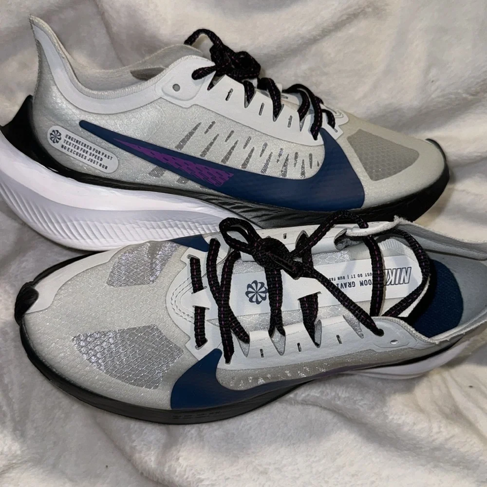 Nike Zoom Gravity Photon Light Grey Running Athletic Shoes